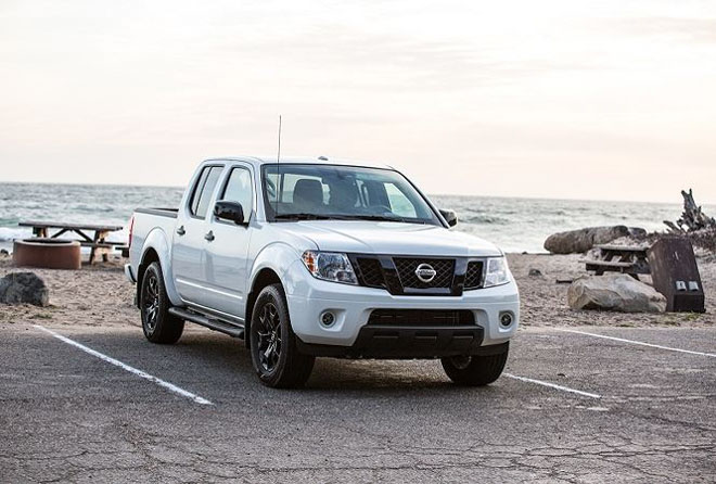 Nissan Navara đời cũ vẫn được bán tại Mỹ với giá chỉ từ 436 triệu đồng - 2