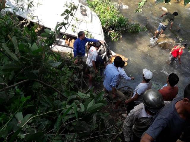 Hiện trường vụ tai nạn thảm khốc 11 người chết ở Lai Châu