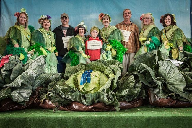 Giant vegetables in Alaska