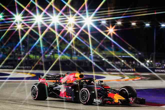 Đua xe F1, chạy thử Singapore GP: Lợi thế cho Ferrari và Red Bull - 1