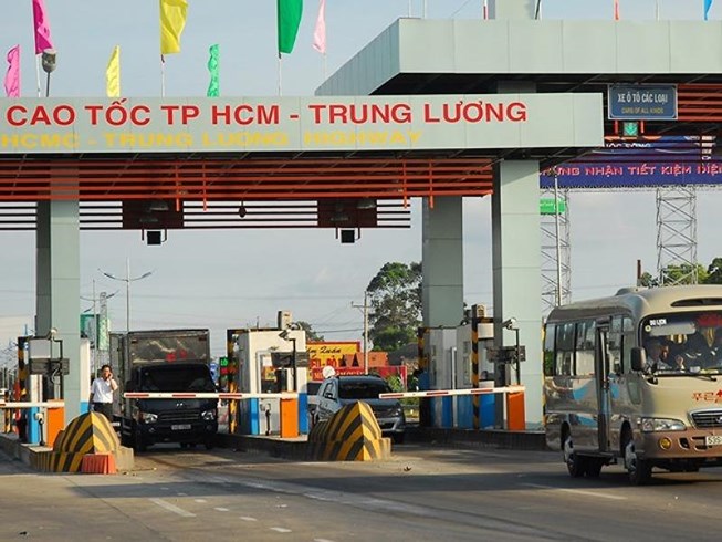 Kiến nghị thu hồi quyền thu phí cao tốc TP.HCM-Trung Lương - 1