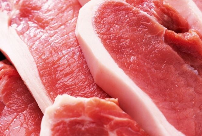 Việt Nam nhập khẩu hơn 1000 tấn thịt lợn từ Ba Lan mỗi tháng - 1