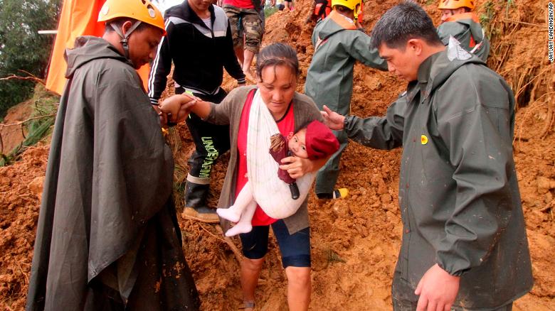 Sốc với sức tàn phá kinh hoàng của Mangkhut ở Hong Kong, Phillipines - 5