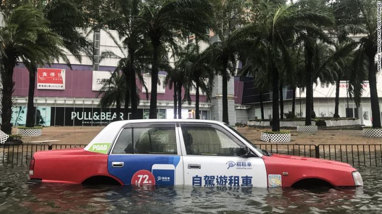 Sốc với sức tàn phá kinh hoàng của Mangkhut ở Hong Kong, Phillipines - 2