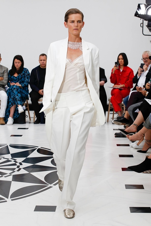 Victoria Beckham làm show kỷ niệm 1 thập kỷ thiết kế - 2