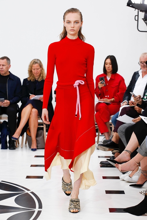 Victoria Beckham làm show kỷ niệm 1 thập kỷ thiết kế - 12