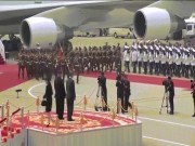 Thế giới - Video toàn cảnh Kim Jong-un nồng hậu đón Tổng thống Hàn Quốc