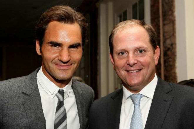 Federer chi 68 triệu đô làm từ thiện, mơ kỷ lục tựa Djokovic ở Trung Quốc - 1