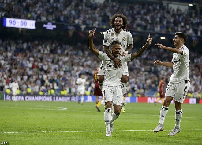 Real hủy diệt Roma: Tuyệt đỉnh Isco, &#34;số 7 mới&#34; đưa Ronaldo vào dĩ vãng - 9