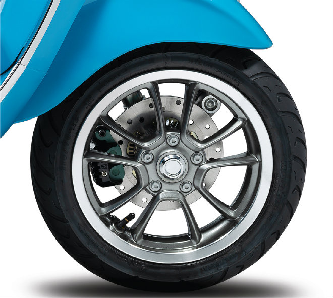 Ngắm Vespa Primavera bản kỷ niệm 50 năm giá 77,5 triệu đồng tại Việt Nam - 6