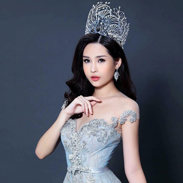 Đẹp mỹ miều lại &#34;thông minh&#34; hiếm thấy, đây là những hoa hậu đáng nể nhất showbiz Việt - 1