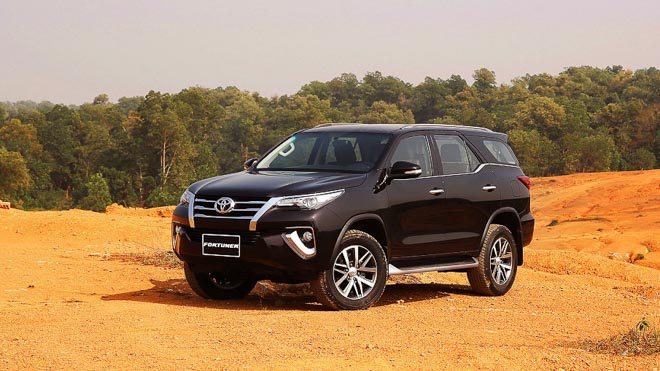 Toyota Fortuner máy dầu số sàn vẫn được khách Việt chuộng nhất - 2