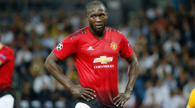 MU nuốt hận vì Lukaku &#34;giật mình&#34;: Bao giờ Mourinho hết nuông chiều - 1