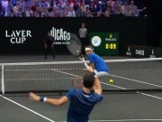 Thể thao - Siêu sao cũng có lúc &quot;thảm họa&quot;: Djokovic &quot;ám hại&quot; đồng đội Federer