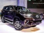 Tin tức ô tô - Toyota Fortuner máy dầu số sàn vẫn được khách Việt chuộng nhất