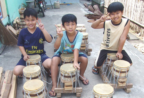 Làng nghề trống cơm, đầu lân &#34;cháy hàng&#34; mùa Tết Trung Thu - 4