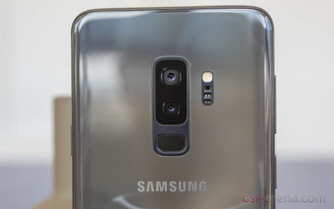 Samsung Galaxy S10 đẹp mê mẩn thế này, giờ đã lộ tên mã - 2