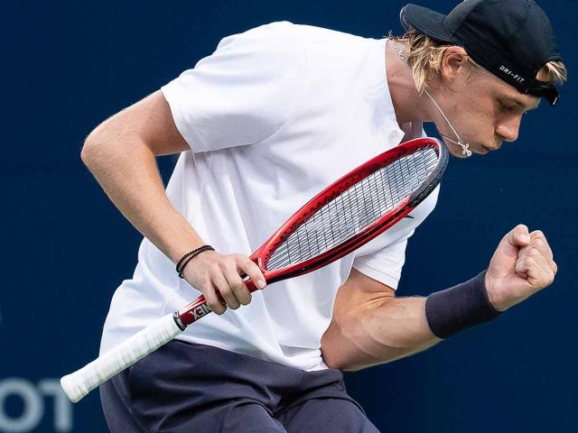 Clip hot tennis: Dùng tuyệt chiêu của Nadal “diệt” đối thủ