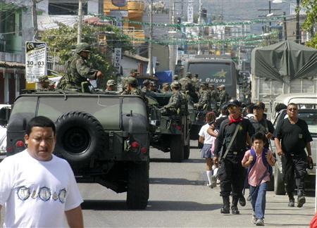 Mexico bắt toàn bộ cảnh sát một thành phố: Điều kinh khủng phía sau - 2