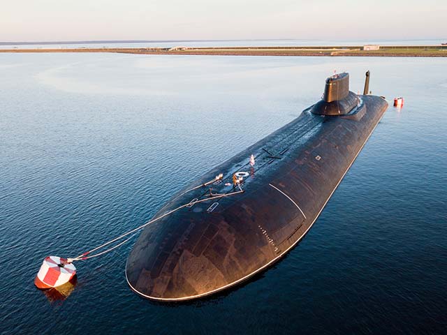 Cận cảnh tàu ngầm ”vô hình” nặng gần 3.000 tấn của Nga