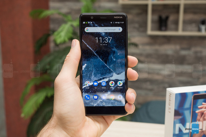 Khui hộp Nokia 5.1: Smartphone Android One cho mọi người - 2