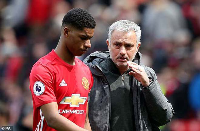 Phòng thay đồ MU chực nổ tung: Mourinho chiến Pogba, lộ diện 5 SAO trung thành - 2