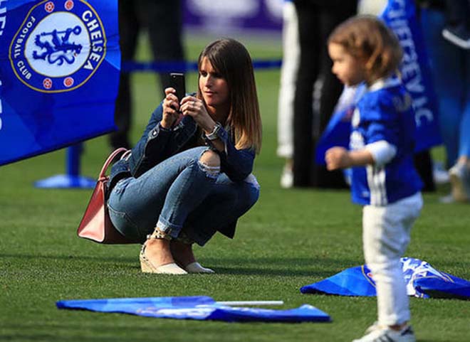 Mỹ nhân V7 Ngoại hạng Anh: Eden Hazard bật mí “người tình bí ẩn” - 5