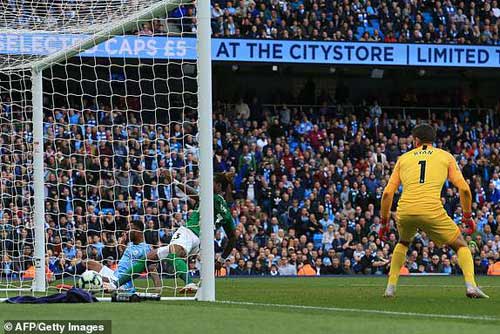 Trực tiếp Man City – Brighton: Man City thoát penalty (KT) - 4