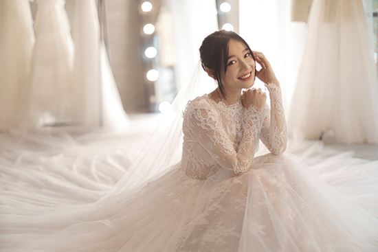 Xuýt xoa trước loạt váy cưới công chúa của dàn mỹ nhân Việt - SaoExpress