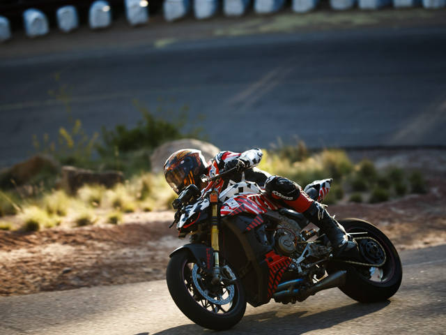 Tay đua lái chiếc Ducati Streetfighter V4 tử nạn tại Pikes Peak 2019