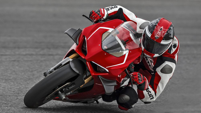 Siêu phẩm Ducati Panigale V4R giá trên 2 tỷ đồng sắp về Việt Nam - 9