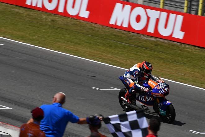 Đua xe MotoGP: Hồi sinh tại “đền thờ” Assen, Marquez lại “ngư ông đắc lợi” - 3