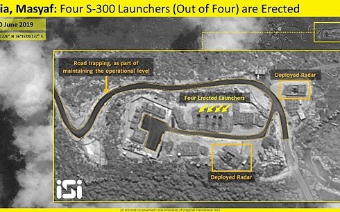 Toàn bộ hệ thống S-300 của Nga đã trực chiến, Israel vẫn &#34;thản nhiên&#34; không kích Syria - 1