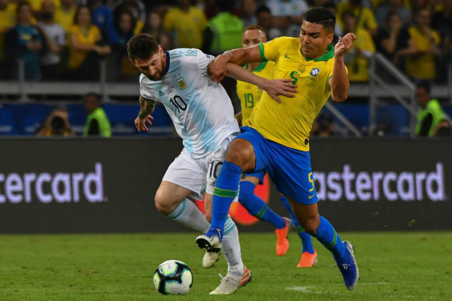 Góc chiến thuật Brazil - Argentina: Bóp nghẹt không gian, Messi &#34;không lối thoát&#34; - 1