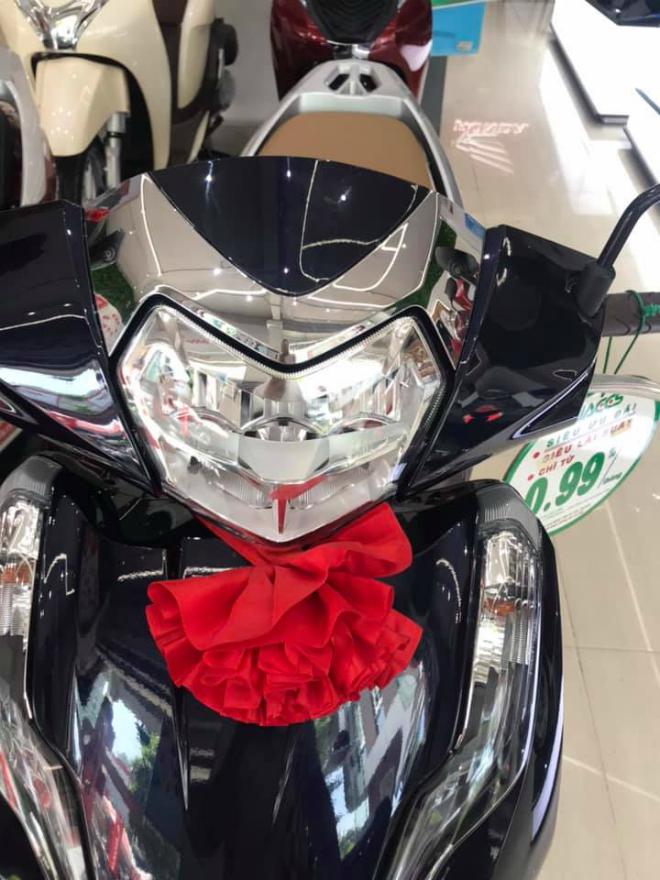 Ảnh thực tế Honda Lead 125cc mới, lô-gô cách điệu, trang bị cao cấp - 7