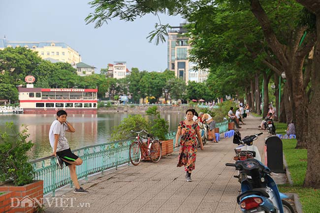 Những con đường &#34;mát mặt&#34; dù Hà Nội nắng nóng đổ lửa - 8