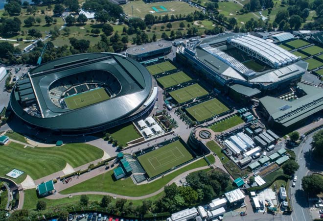 Thể thao sốc nhất tuần: CĐV Wimbledon dựng lều làm &#34;chuyện ấy&#34; - 1