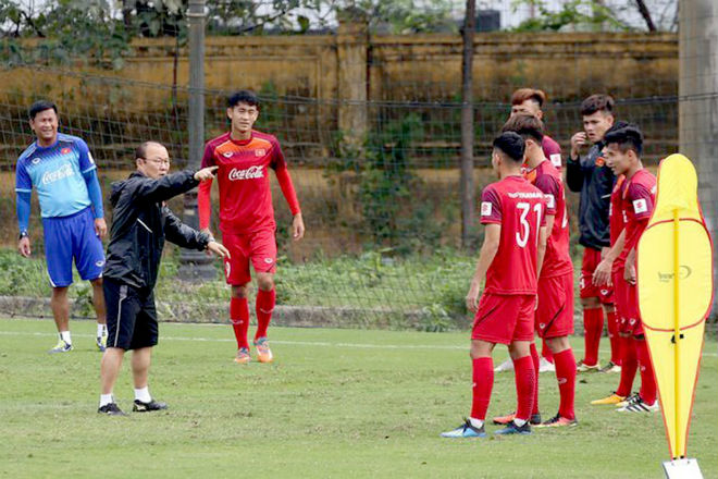Đội tuyển Việt Nam và U23 Việt Nam: Sẽ không còn hai trong một - 1