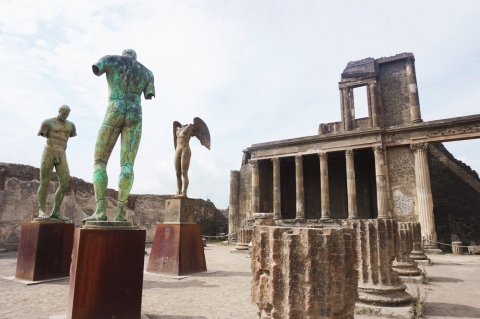 Phát hiện mới dưới lòng thành cổ Pompeii khiến giới khảo cổ lo ngại về sự an toàn của du khách (Ảnh: Vegan Travel)