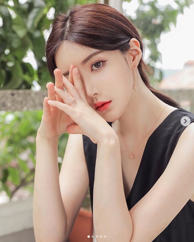 Yu Gyeong sở hữu vẻ đẹp không tì vết, ngọt ngào tựa nữ chính trong các bộ phim ngôn tình.