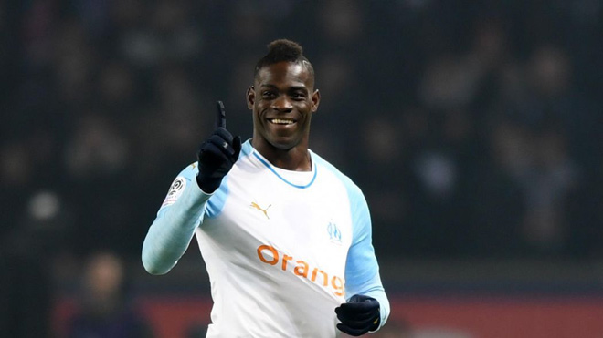 Balotelli được West Ham ngỏ ý muốn cưu mang