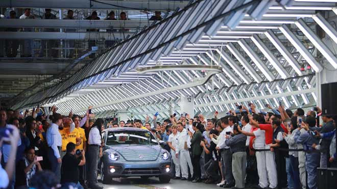 Nói lời tạm biệt với Beetle - bọ cánh cứng cuối cùng của Volkswagen - 2