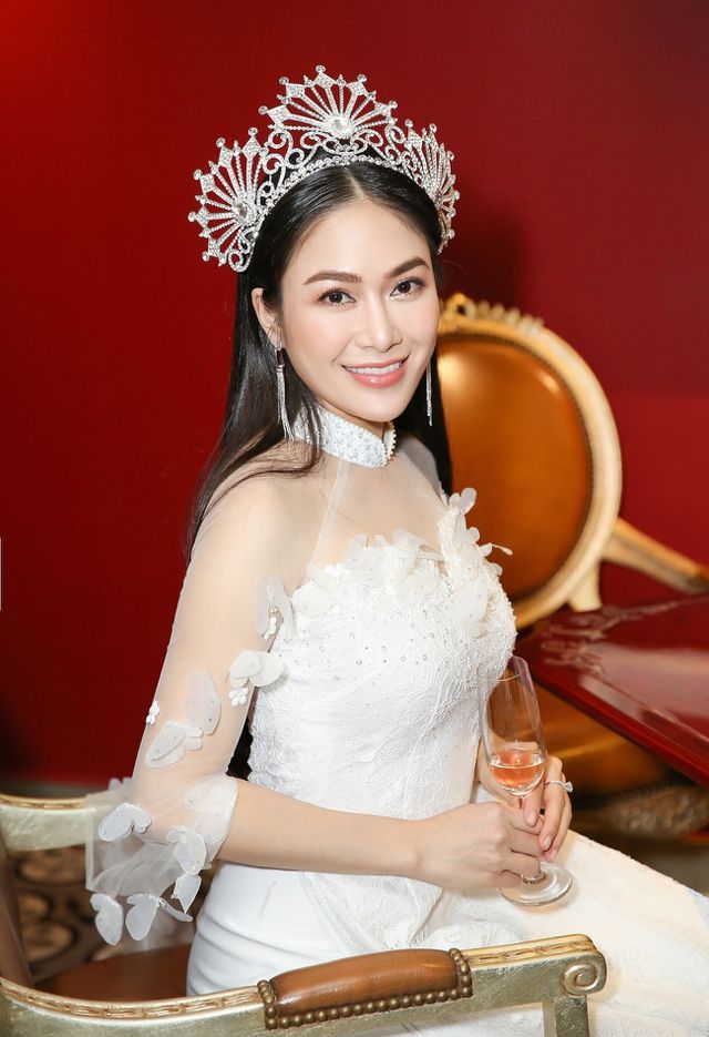 Hoa hậu Tuyết Nga