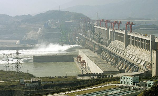 Đập thủy điện Tam Hiệp&nbsp;là công trình quy mô và gây nhiều tranh cãi ở Trung Quốc.