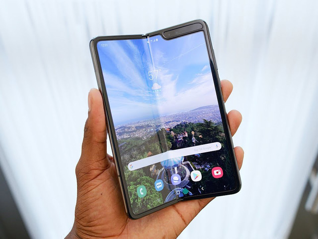 Rò rỉ ảnh thực tế bản sửa đổi của Galaxy Fold