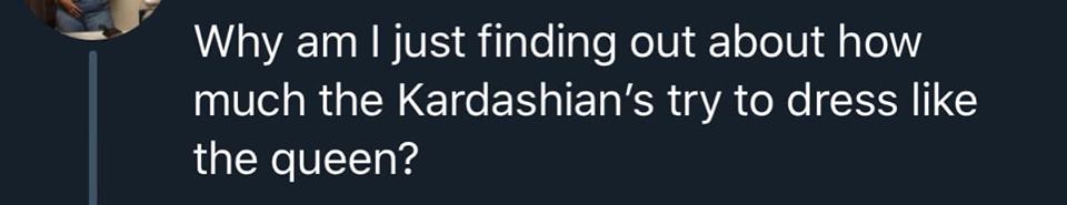 "Chẳng thể nhớ nổi số lần mà&nbsp;nữ hoàng nhà mình bị mấy em gái Kardashian&nbsp;đạo đồ nữa cả nhà ạ."&nbsp;