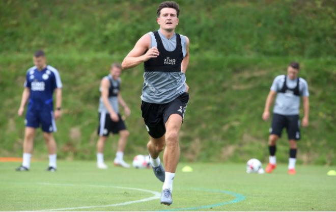 Harry Maguire vẫn tập luyện bình thường với Leicester&nbsp;