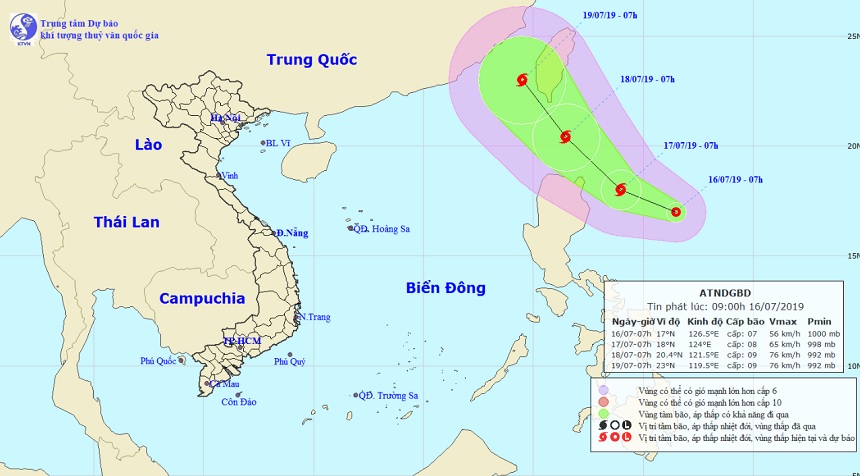 Áp thấp nhiệt đới khả năng mạnh thành bão xuất hiện gần Biển Đông - 1