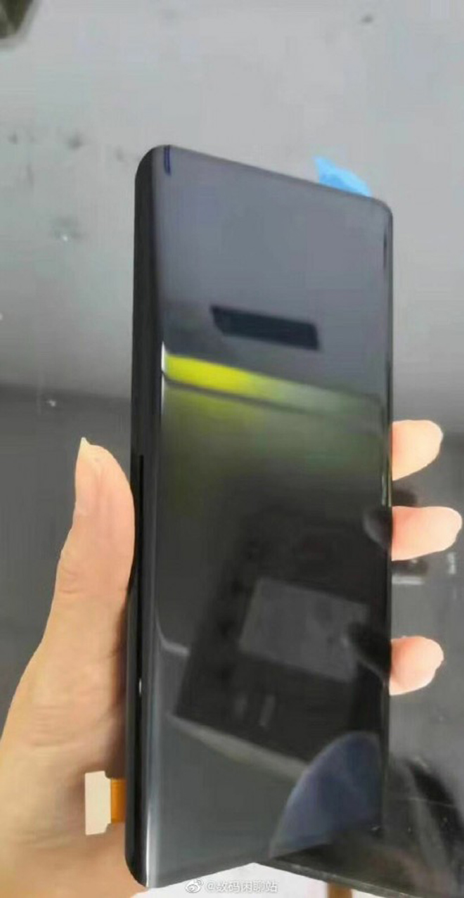 Màn hình của Mate 30 Pro sẽ có hai cạnh cong.