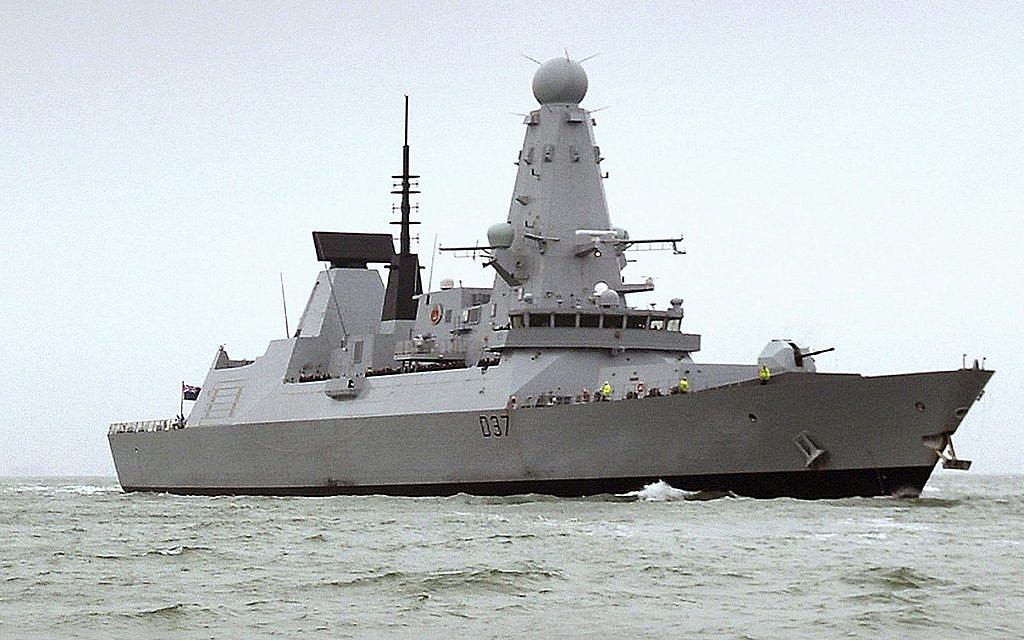 Tàu chiến HMS Duncan của Hải quân Hoàng gia Anh